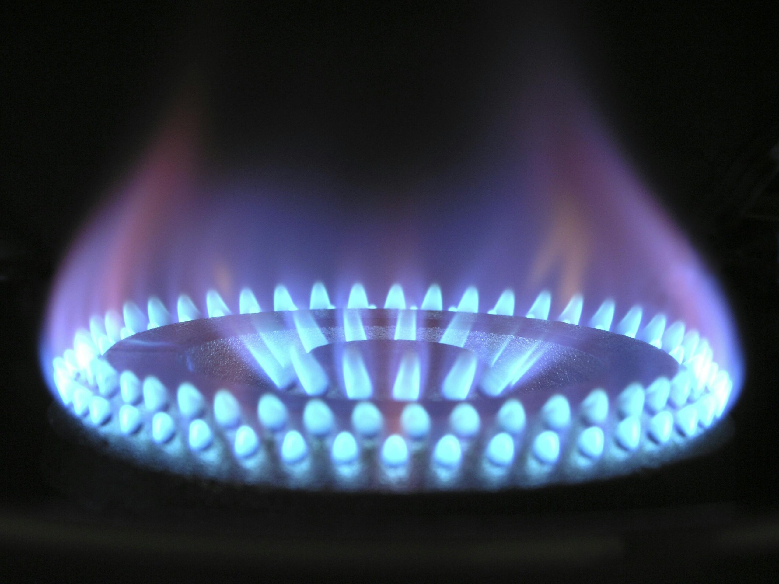 Gaz ziemny dla domu – dlaczego warto wybrać ofertę Fortum?